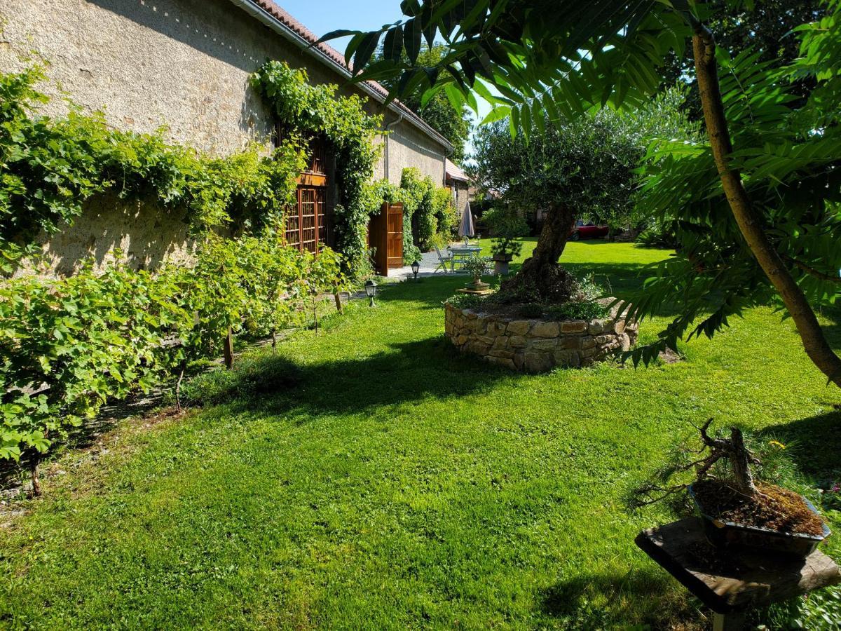 Blot-l'Eglise Domaine Des Maillets B&B 외부 사진