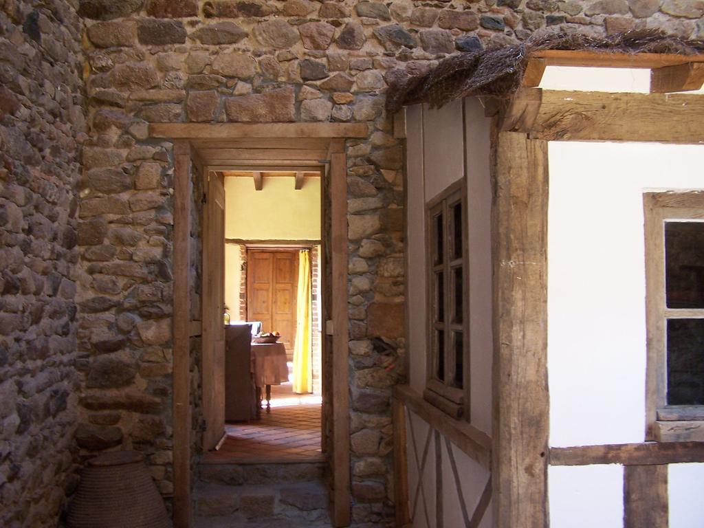 Blot-l'Eglise Domaine Des Maillets B&B 외부 사진
